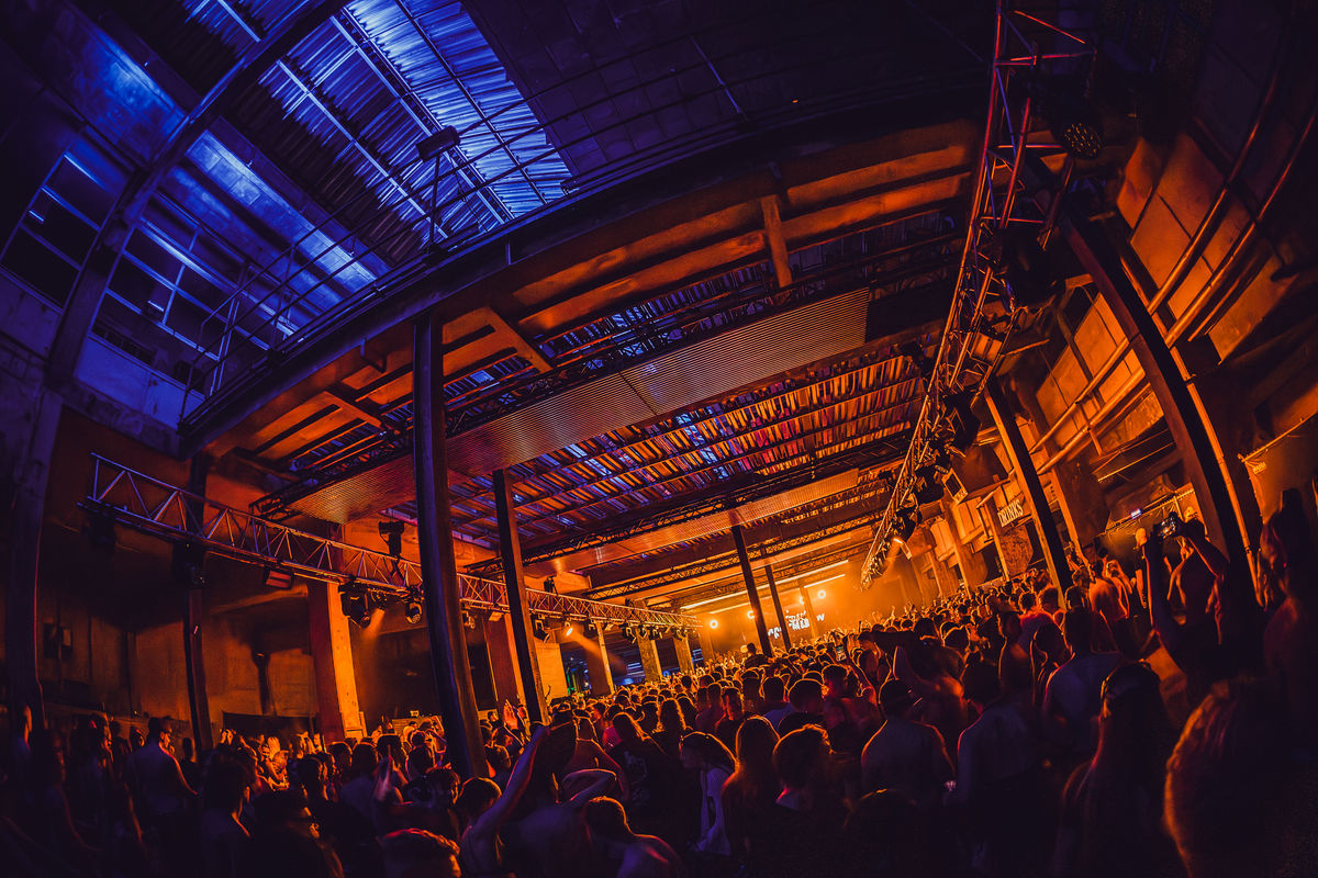 Loading... just a sec